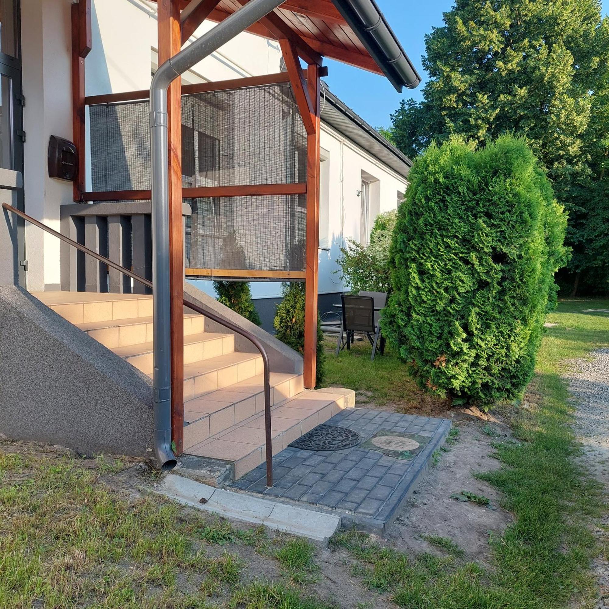 Apartament Zwierzyniec Na Roztoczu Luaran gambar